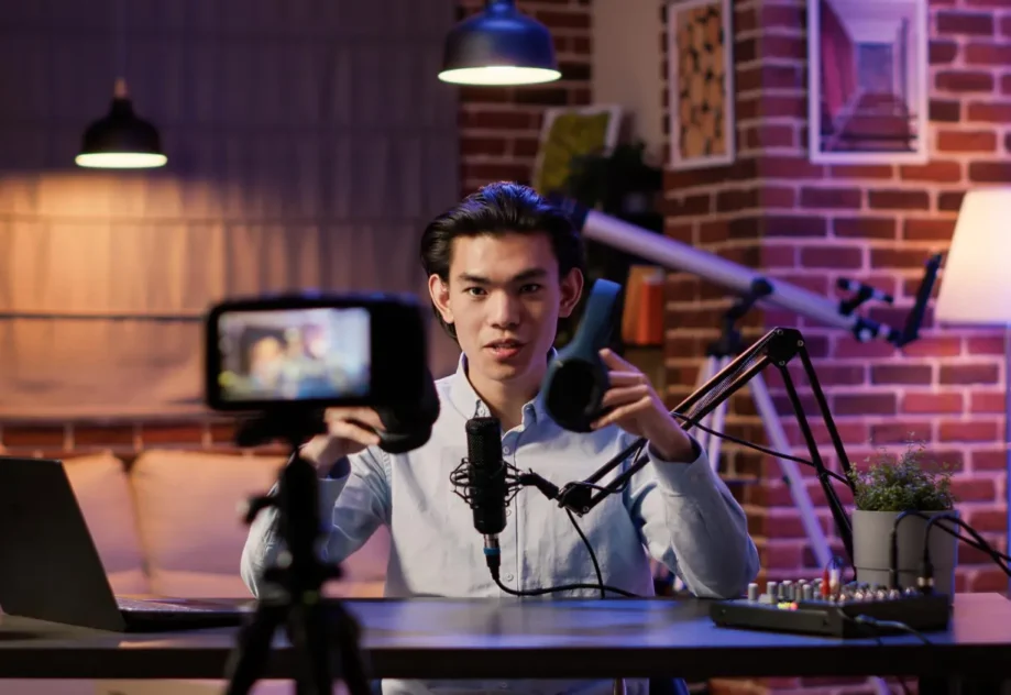 Optimizo tiempos y costes mediante el uso de código compartido, garantizando experiencias nativas fluidas tanto en Android como en iOS